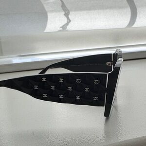 CHANEL Black Patterned Sunglasses